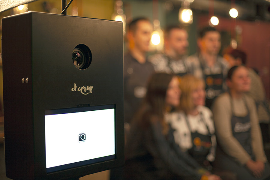 gif-booth-cheerup-12inch